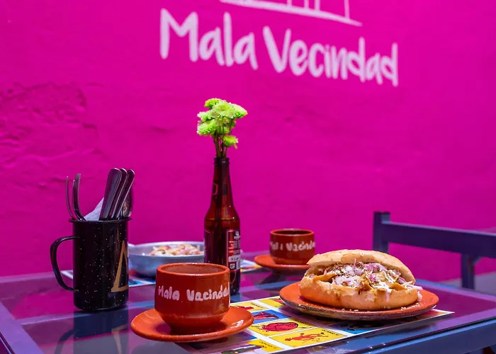Mala Vecindad Beer Отель 3*