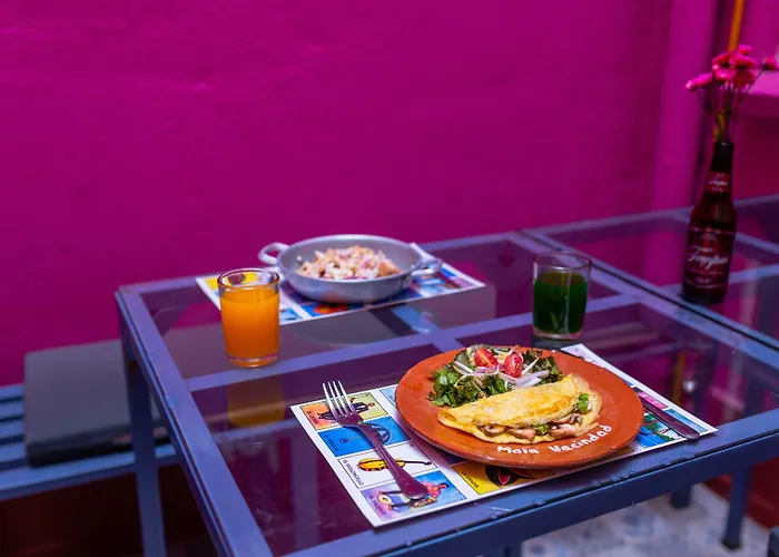 Mala Vecindad Beer Hotel 3*